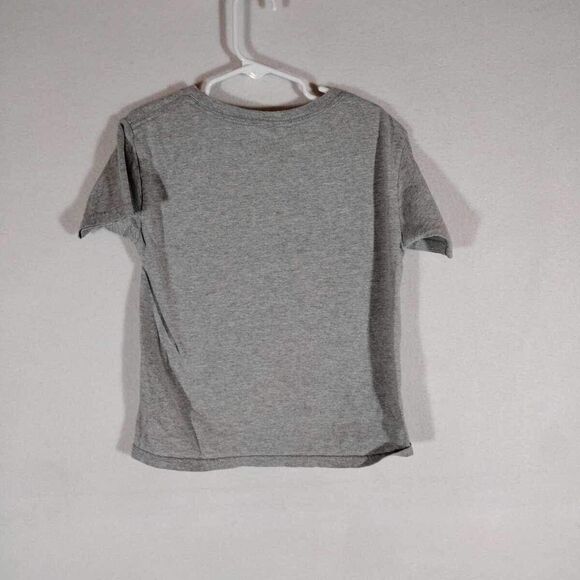 Boy's XS 4/5 tee shirt, grey Graphic design on front,  Brand Mad engine - Picture 2 of 9